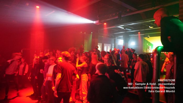 DSC00194- W2-poppodium-Sample-Hold - 21mei2022 - foto GerardMontE web DSC00194- W2-poppodium-Sample-Hold - 21mei2022 - foto GerardMontE web