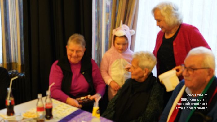 DSC03916- SING kumpulan in de wederkomstkerk - 16dec2022 -  foto GerardMontE web