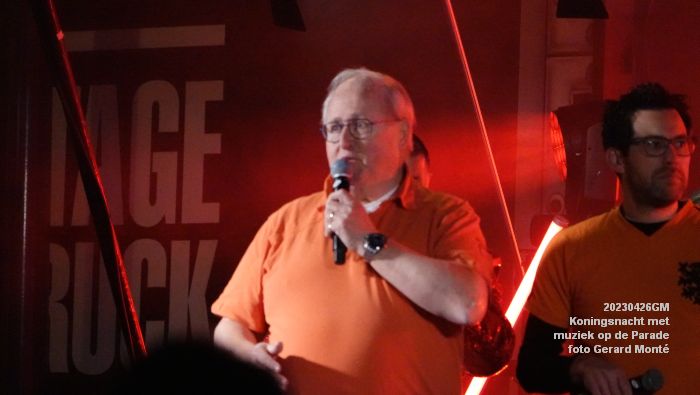 DSC04468- Koningsnacht met muziek op de Parade - 26apr2023  - foto Gerard MontE web