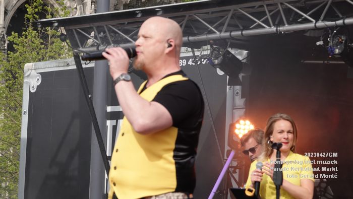 eDSC04527- Koningsdag met muziek op de Parade Kerkstraat Markt - 27apr2023  - foto Gerard MontE web