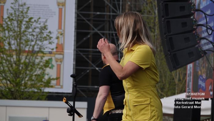 eDSC04542- Koningsdag met muziek op de Parade Kerkstraat Markt - 27apr2023  - foto Gerard MontE web