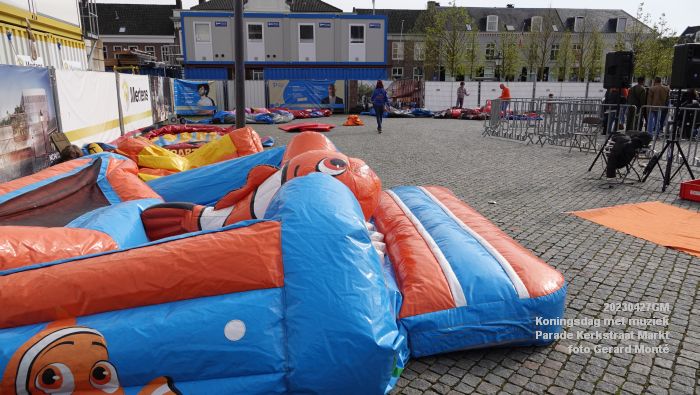 eDSC04544- Koningsdag met muziek op de Parade Kerkstraat Markt - 27apr2023  - foto Gerard MontE web