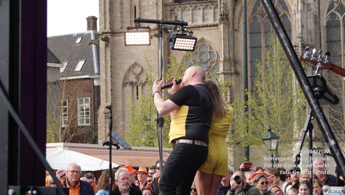 eDSC04547- Koningsdag met muziek op de Parade Kerkstraat Markt - 27apr2023  - foto Gerard MontE web