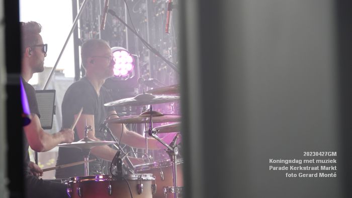 eDSC04550- Koningsdag met muziek op de Parade Kerkstraat Markt - 27apr2023  - foto Gerard MontE web