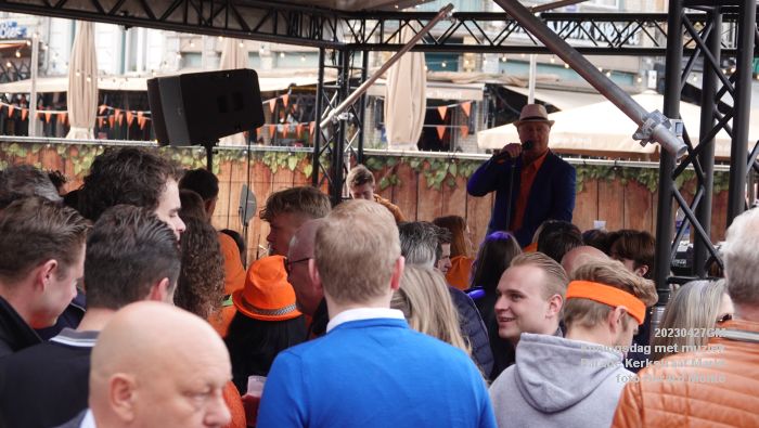 eDSC04562- Koningsdag met muziek op de Parade Kerkstraat Markt - 27apr2023  - foto Gerard MontE web