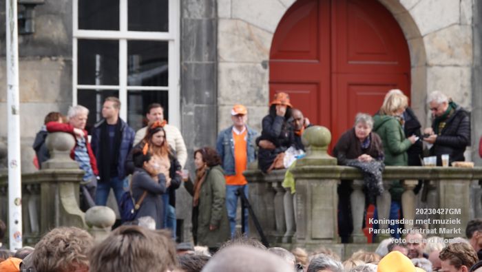eDSC04574- Koningsdag met muziek op de Parade Kerkstraat Markt - 27apr2023  - foto Gerard MontE web
