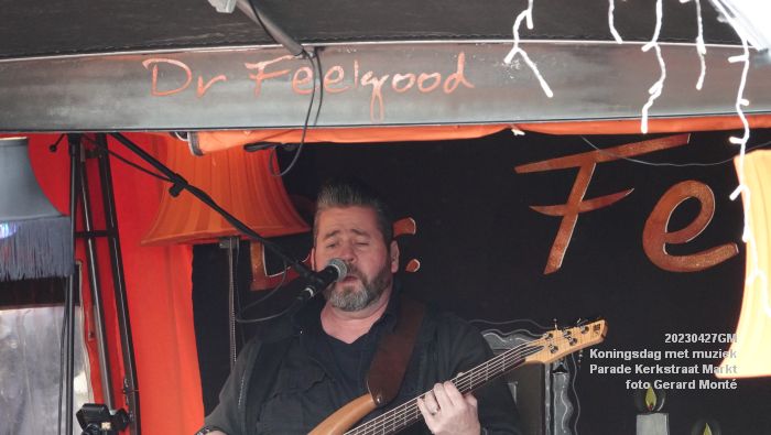 eDSC04581- Koningsdag met muziek op de Parade Kerkstraat Markt - 27apr2023  - foto Gerard MontE web