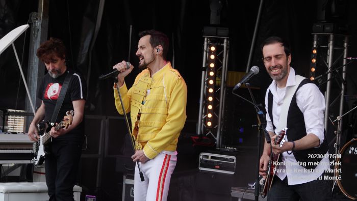 eDSC04612- Koningsdag met muziek op de Parade Kerkstraat Markt - 27apr2023  - foto Gerard MontE web