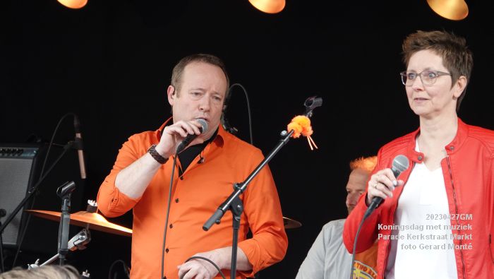 eDSC04634- Koningsdag met muziek op de Parade Kerkstraat Markt - 27apr2023  - foto Gerard MontE web