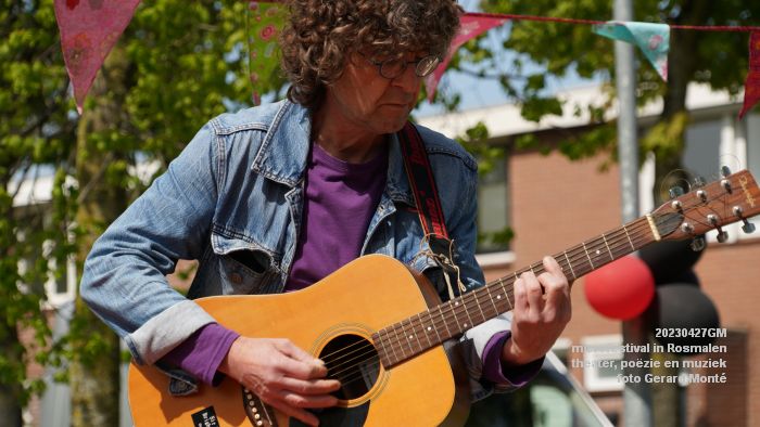DSC03358- microfestival in Rosmalen - met theater - poezie en muziek - 27apr2023  - foto Gerard MontE web
