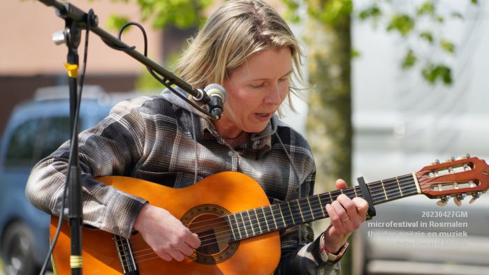 DSC03384- microfestival in Rosmalen - met theater - poezie en muziek - 27apr2023  - foto Gerard MontE web