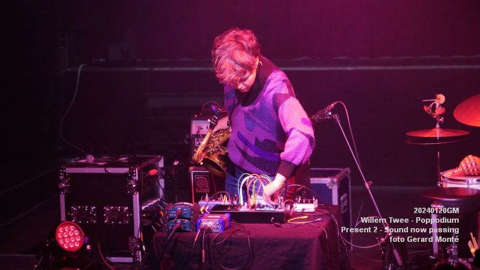 DSC01394- Willem Twee Poppodium - Present 2 - 20jan2024 - foto GerardMontE web