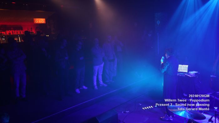 DSC01439- Willem Twee Poppodium - Present 2 - 20jan2024 - foto GerardMontE web