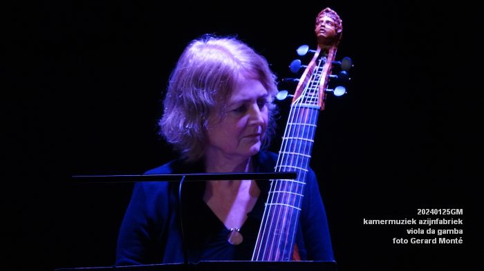 DSC05289- kamermuziek azijnfabriek - viola da gamba - 25jan2024 - foto GerardMontE web