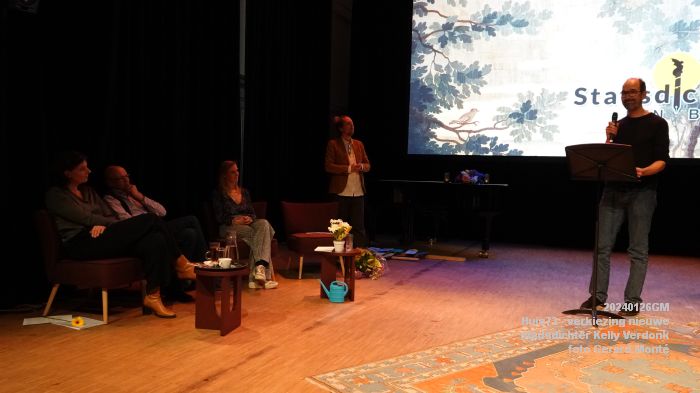 DSC05933- Huis73 - verkiezing nieuwe stadsdichter Kelly Verdonk - 26jan2024 - foto GerardMontE web DSC05933- Huis73 - verkiezing nieuwe stadsdichter Kelly Verdonk - 26jan2024 - foto GerardMontE web