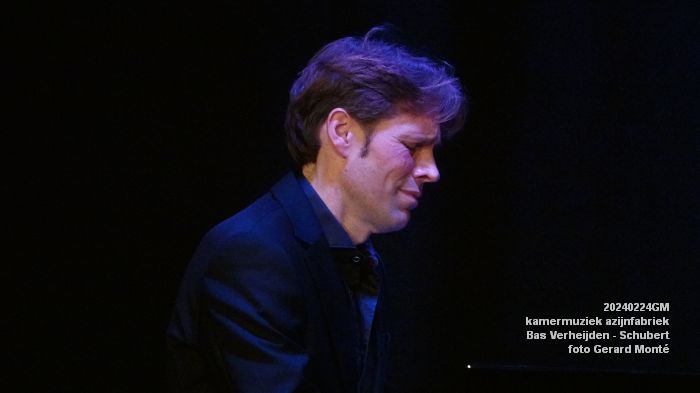DSC07365- kamermuziek azijnfabriek - Bas Verheijden piano - Schubert - 24feb024 - foto GerardMontE web
