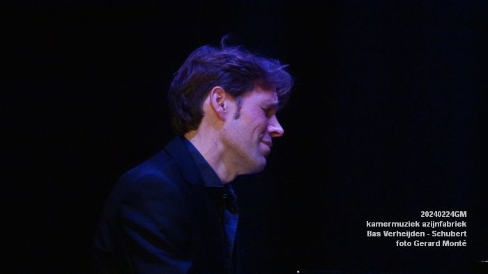 DSC07366- kamermuziek azijnfabriek - Bas Verheijden piano - Schubert - 24feb024 - foto GerardMontE web