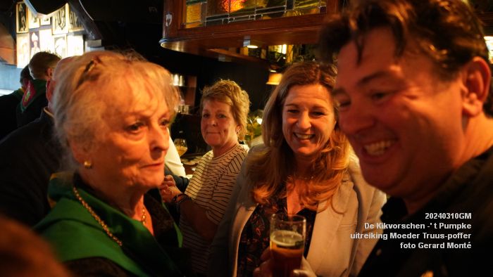 eDSC06370- De Kikvorschen - t Pumpke - moeder truus-poffer - 10mrt2024 - foto GerardMontE web eDSC06370- De Kikvorschen - t Pumpke - moeder truus-poffer - 10mrt2024 - foto GerardMontE web