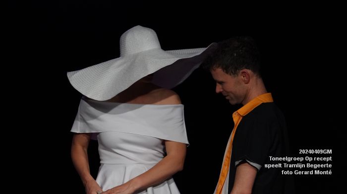 DSC02615- Toneelgroep Op recept - Tramlijn Begeerte - 9apr2024 - foto Gerard MontE web DSC02615- Toneelgroep Op recept - Tramlijn Begeerte - 9apr2024 - foto Gerard MontE web