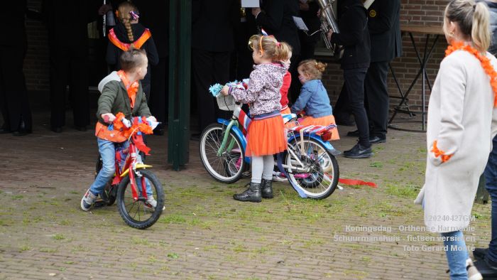 DSC09508- Koningsdag - Orthense Harmonie - Nico Schuurmanshuis - fietsen versieren - 27apr2024 - foto Gerard MontE web DSC09508- Koningsdag - Orthense Harmonie - Nico Schuurmanshuis - fietsen versieren - 27apr2024 - foto Gerard MontE web