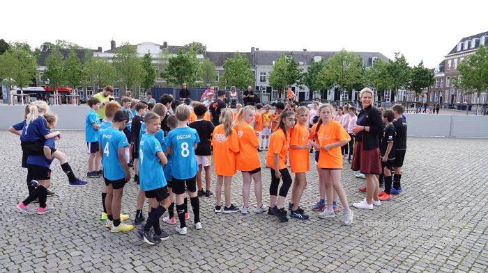 DSC06188- finale straatvoetbal Parade - 7mei2024 - foto Gerard MontE web