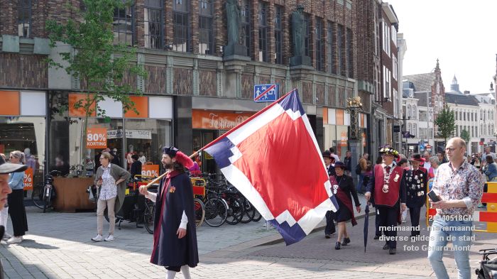 DSC07632- meimaand - mariamaand - gildes in de stad - 18mei2024 - foto Gerard MontE web