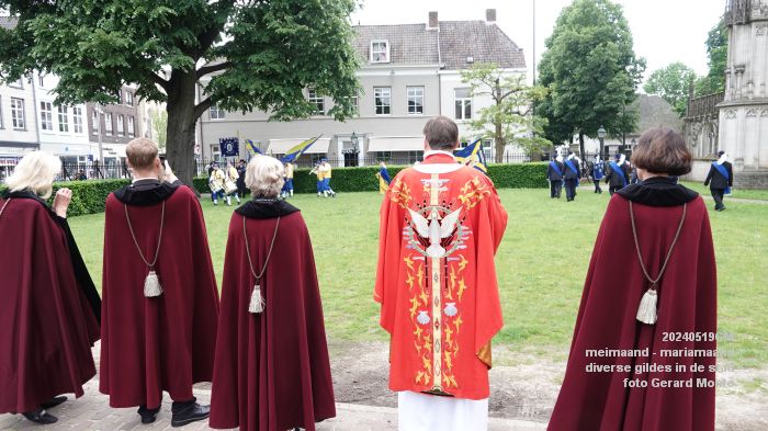 DSC07792- meimaand - mariamaand - gildes in de stad - 19mei2024 - foto Gerard MontE web