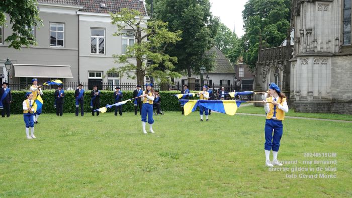 DSC07827- meimaand - mariamaand - gildes in de stad - 19mei2024 - foto Gerard MontE web