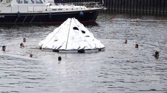 DSC08226- Bosch Parade Citadel - Tuin der Lusten - Tuin der Lusten - voorstelling Naiad - Skypunch Collective - 23mei2024 - foto Gerard MontE web