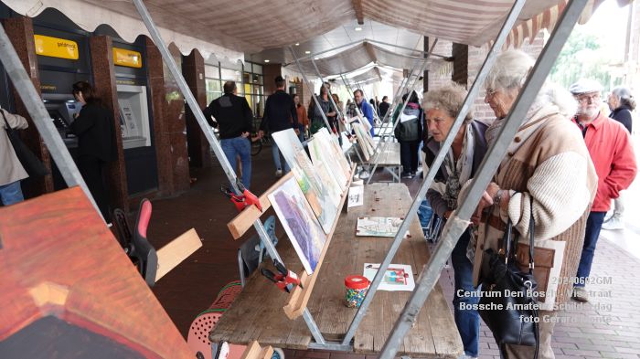 DSC09395- Centrum Den Bosch Visstraat Bossche Amateur Schilderdag - 2juni2024 - foto Gerard MontE web DSC09395- Centrum Den Bosch Visstraat Bossche Amateur Schilderdag - 2juni2024 - foto Gerard MontE web