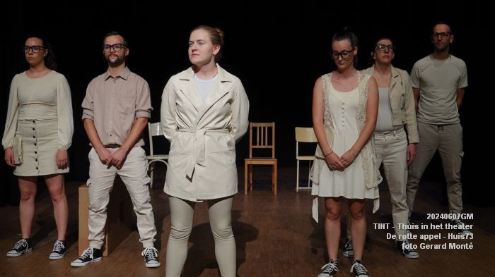 DSC09690- Huis73 - Tint Thuis in het theater - De rotte appel - 7juni2024 - foto Gerard MontE web