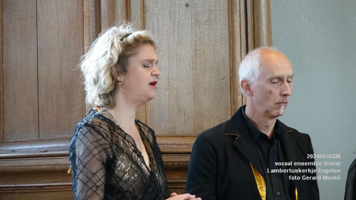 DSC01295- koor Driest in kerkje Engelen - 16juni2024 - foto Gerard MontE web