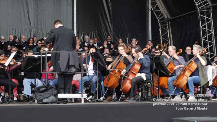 hDSC02368- Opera op de Parade in Den Bosch - sing-along - 22juni2024 - foto GerardMontE web hDSC02368- Opera op de Parade in Den Bosch - sing-along - 22juni2024 - foto GerardMontE web