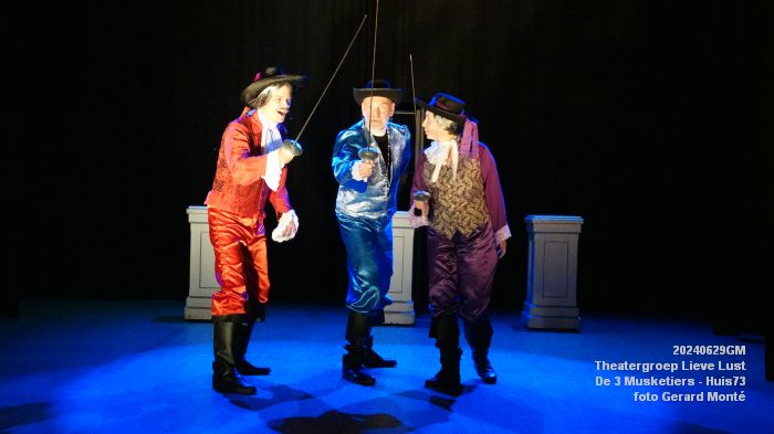 DSC03606- Theatergroep Lieve Lust - De 3 Musketiers - Huis73 -  29juni2024 - foto GerardMontE web