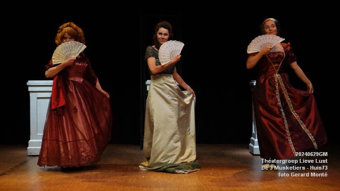 DSC03639- Theatergroep Lieve Lust - De 3 Musketiers - Huis73 -  29juni2024 - foto GerardMontE web