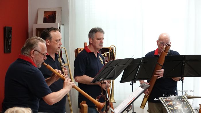 DSC04010- Gluren bij de buren - diverse locaties centrum -  30juni2024 - foto GerardMontE web