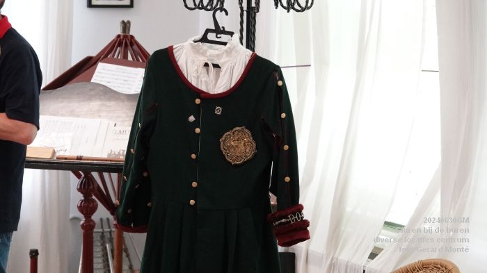 DSC04014- Gluren bij de buren - diverse locaties centrum -  30juni2024 - foto GerardMontE web