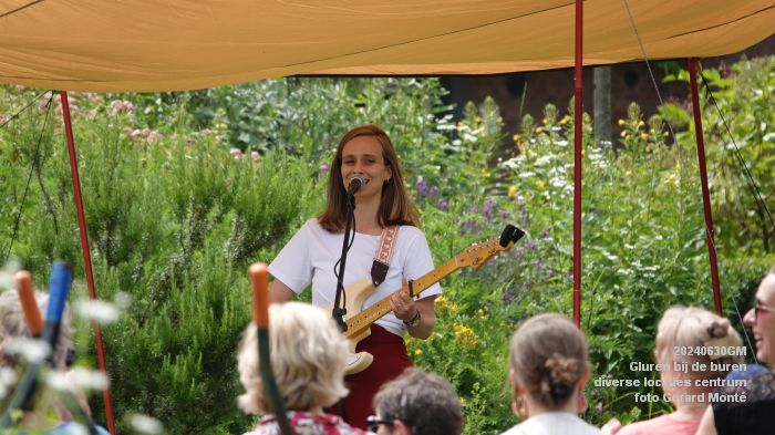 DSC04060- Gluren bij de buren - diverse locaties centrum -  30juni2024 - foto GerardMontE web