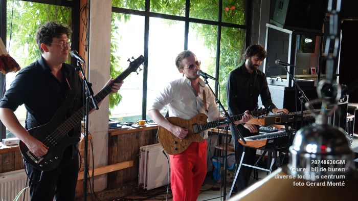 DSC04278- Gluren bij de buren - diverse locaties centrum -  30juni2024 - foto GerardMontE web