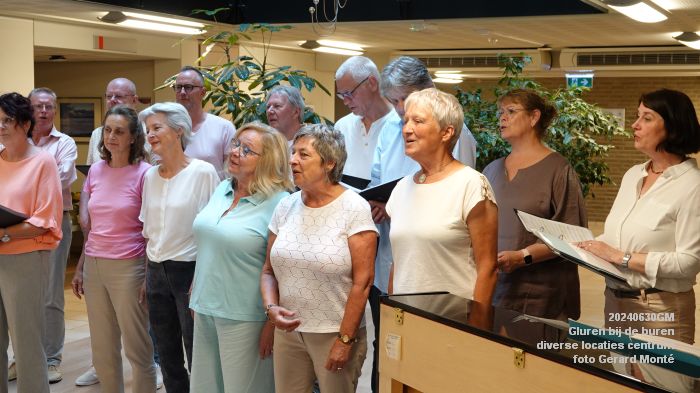 DSC04311- Gluren bij de buren - diverse locaties centrum -  30juni2024 - foto GerardMontE web