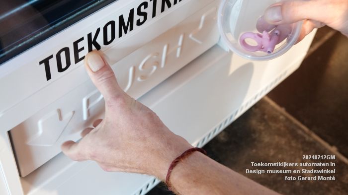 eDSC04448- Toekomstkijkers-automaten-Citadel - 12juli2024 - foto GerardMontE web eDSC04448- Toekomstkijkers-automaten-Citadel - 12juli2024 - foto GerardMontE web