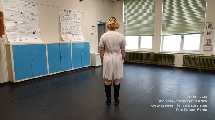 DSC04675- Meisner-theaterproducties - voorstellingen met korte scenes door 3e-jaars cursisten - 13juli2024 - foto GerardMontE web DSC04675- Meisner-theaterproducties - voorstellingen met korte scenes door 3e-jaars cursisten - 13juli2024 - foto GerardMontE web