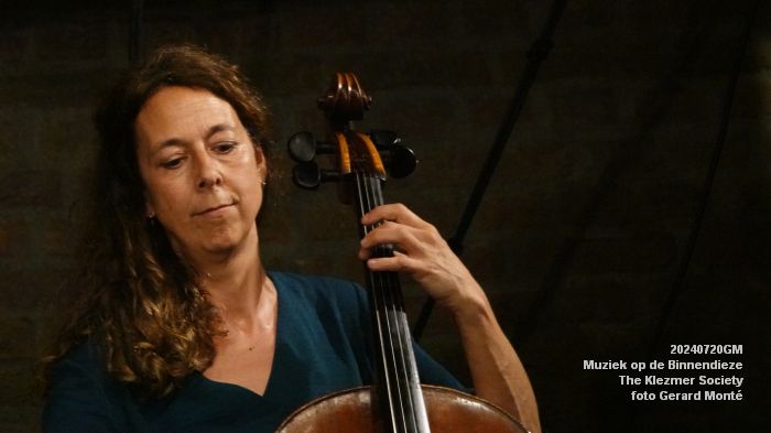 DSC05028- Muziek op de Binnendieze - The Klezmer Society  - 20juli2024 - foto GerardMontE web