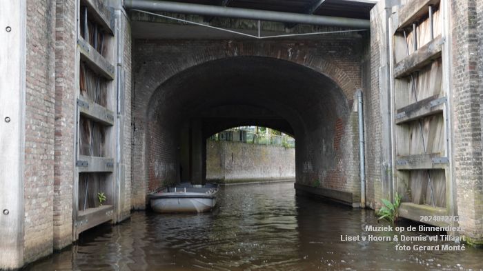 aDSC05108- Muziek op de Binnendieze - Liset van Hoorn - Dennis van de Tillaart - 27juli2024 -  foto GerardMontE web