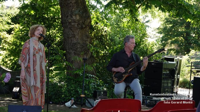 fDSC06007- Kunstenfestival Loosbroek - muziek van Taste of Ruby - 11aug2024 - foto GerardMontE web fDSC06007- Kunstenfestival Loosbroek - muziek van Taste of Ruby - 11aug2024 - foto GerardMontE web