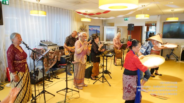 DSC03997- Indische middag - Grevelingen Den Bosch - 17aug2024 -  foto GerardMontE