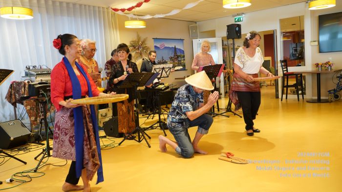 DSC04023- Indische middag - Grevelingen Den Bosch - 17aug2024 -  foto GerardMontE