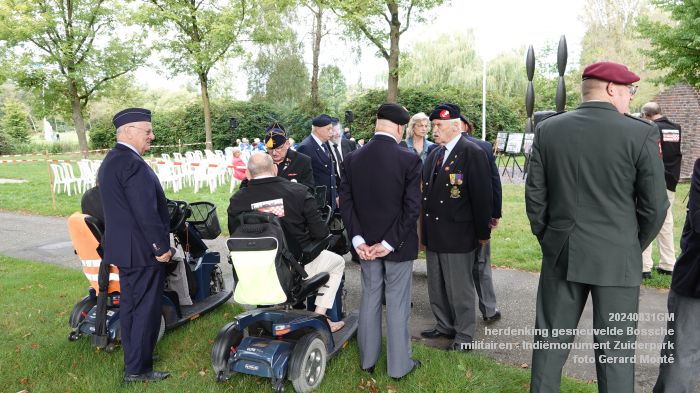 DSC07142- VOC herdenking Bossche gesneuvelde militairen - Indiemonument Zuiderparkweg - 31aug2024 - foto GerardMontE DSC07142- VOC herdenking Bossche gesneuvelde militairen - Indiemonument Zuiderparkweg - 31aug2024 - foto GerardMontE