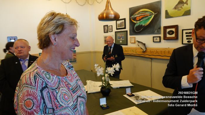 DSC07235- VOC herdenking Bossche gesneuvelde militairen - Indiemonument Zuiderparkweg - 31aug2024 - foto GerardMontE DSC07235- VOC herdenking Bossche gesneuvelde militairen - Indiemonument Zuiderparkweg - 31aug2024 - foto GerardMontE