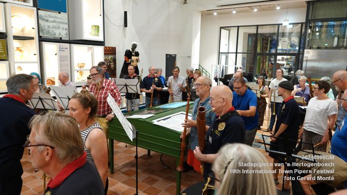 DSC08287- Stadspijpers van s-Hertogenbosch - 10th International Town Pipers Festival - 6sep2024 -  foto GerardMontE web